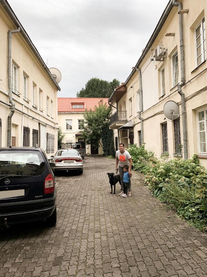Old Town Home Of Evil Dog VNO Exterior foto